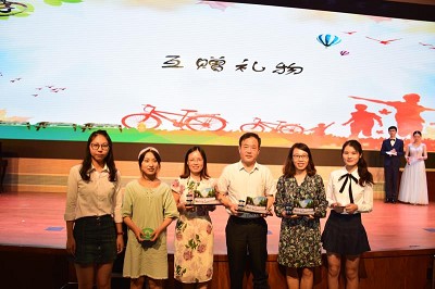 2018公共健康学院“芳华”主题毕业晚会