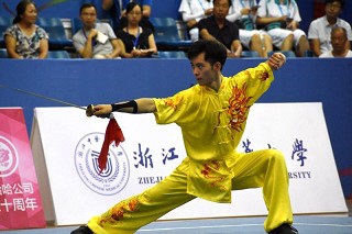 校武术队以2金7银2铜的成绩在全国学运会武术比赛中再创辉煌