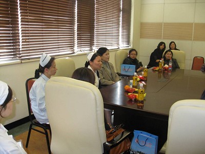 血透护理英语沙龙活动在龙华医院成功举办