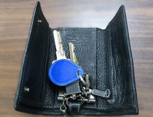 <a href='//www.orghanon.com/2024/1202/c2163a163776/page.htm' target='_blank' title='黑色钥匙收纳包一个'>黑色钥匙收纳包一个</a>