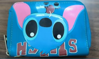 <a href='//www.orghanon.com/2024/1202/c2163a163766/page.htm' target='_blank' title='蓝色史迪仔卡通收纳小包'>蓝色史迪仔卡通收纳小包</a>