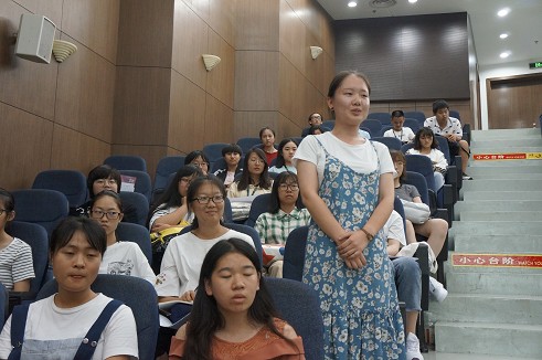 公共健康学院2018年度迎新工作顺利开展