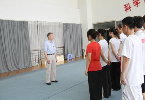 我校武术代表队参加2013年中国大学生武术锦标赛暨首届“校长杯”太极拳比赛