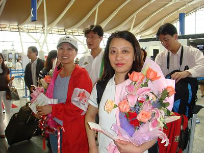 龙华医院王蔚琼奋战在汶川