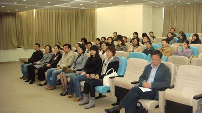 医管处召开开云电竞官网下载安卓第三批后备业务专家及优秀护理人才培养工作验收总结大会