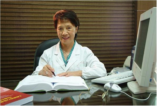 胡之璧院士获上海医学发展终身成就奖